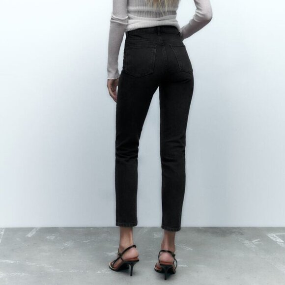 New Zara Women's COMFORT MOM-FIT TRF JEANS HIGH RISE - ANKLE LENGTH Black - Picture 6 of 10